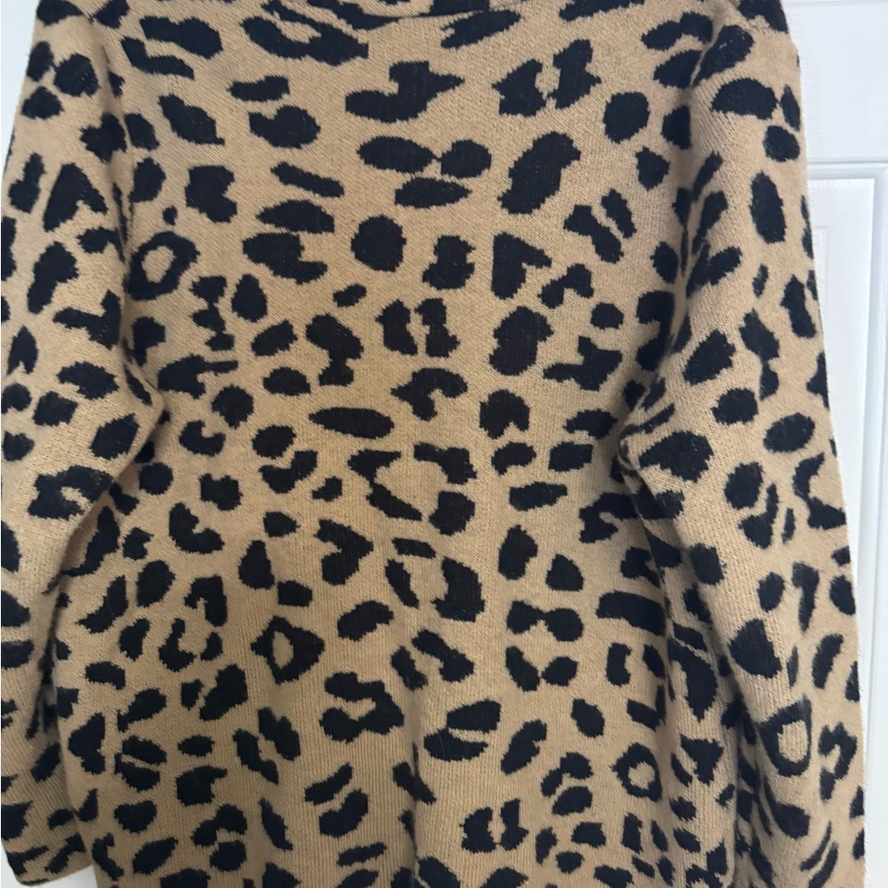 SHEIN Tan & Black Leopard Print V-Neck Button Cardigan - Picture 3 of 4